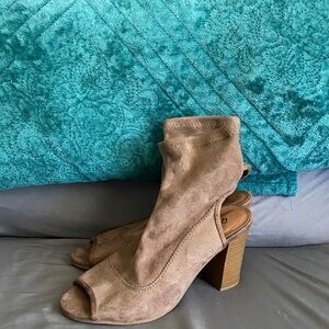 Women's Tan Peep-Toe Heeled Boots